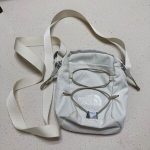 The North Face crossbody bag - Like New